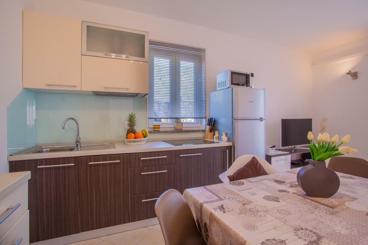 Apartman Madlen 크레스 외부 사진