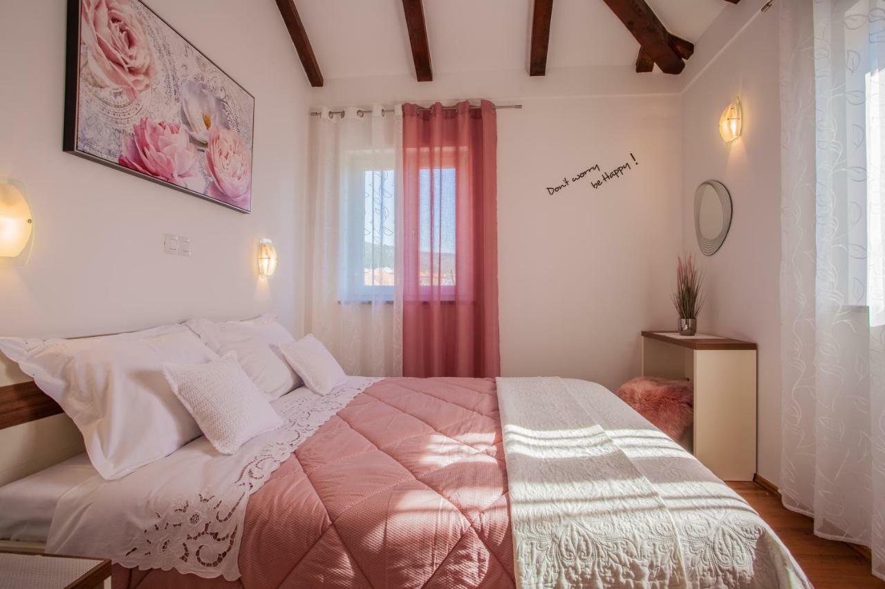 Apartman Madlen 크레스 외부 사진
